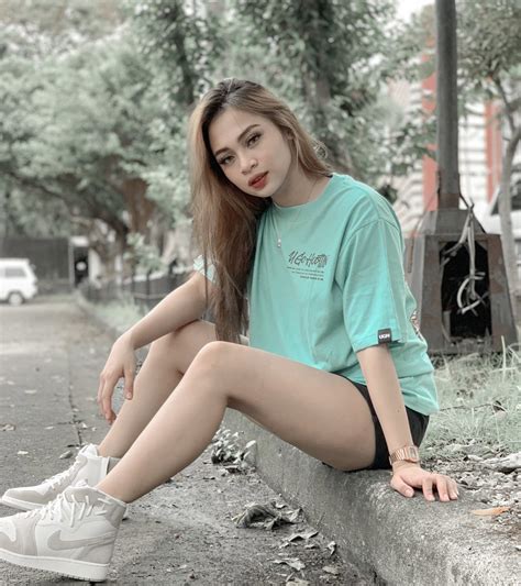 catriona lei|@catxryonalei.